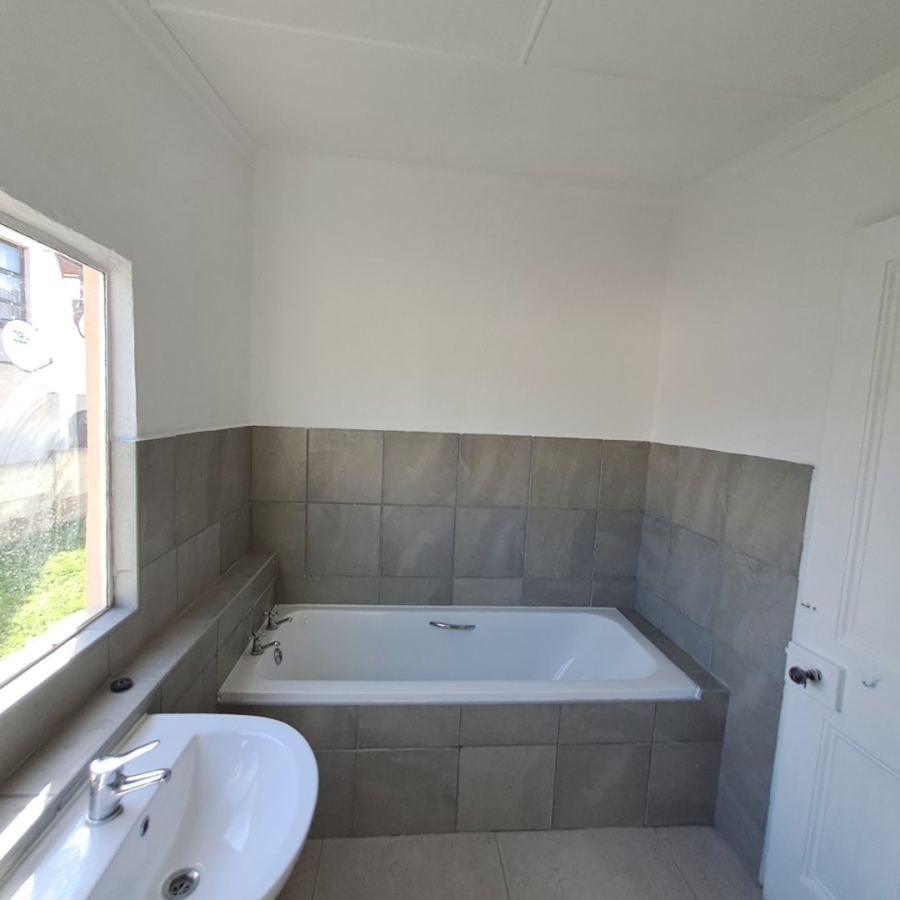 3 Bedroom Property for Sale in Cannon Hill Eastern Cape